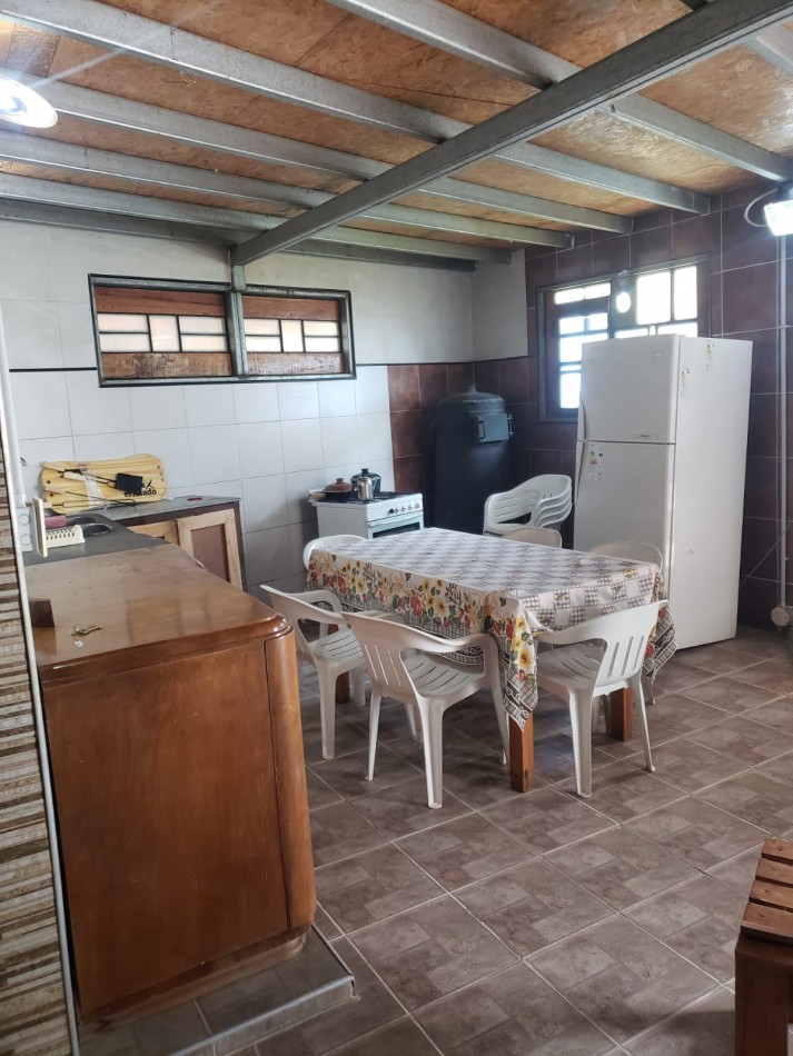 OPORTUNIDAD EN BARRIO LOS CONQUISTADORES CALLE 59 Y 14