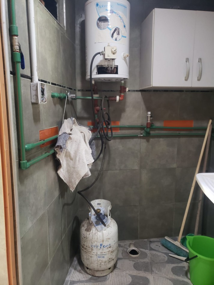 OPORTUNIDAD EN BARRIO LOS CONQUISTADORES CALLE 59 Y 14