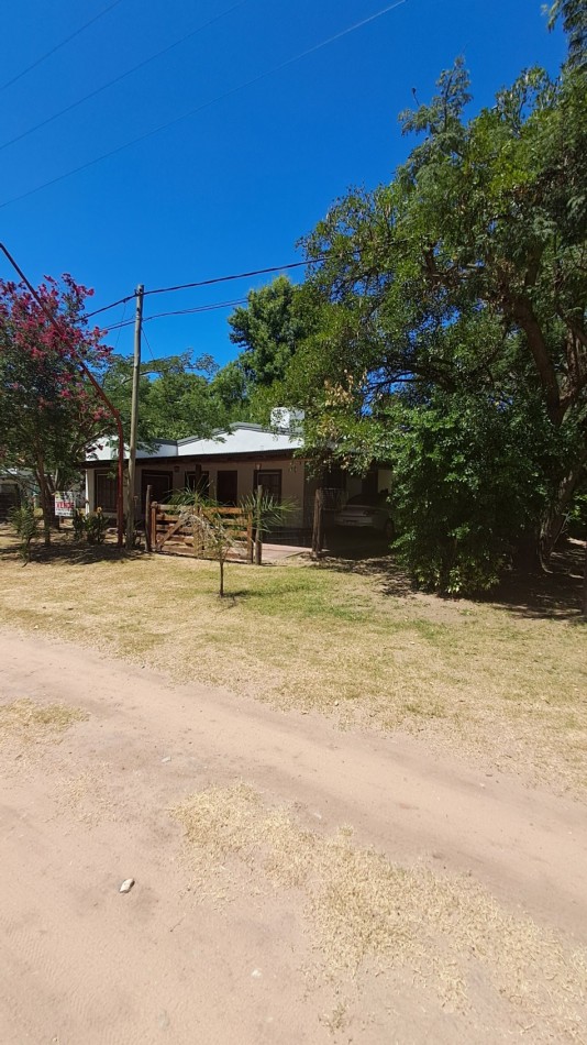 ESPECTACULAR QUINTA EN JUNCALES EX CALLE 100 Y 99