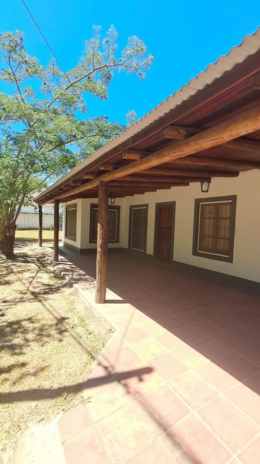 ESPECTACULAR QUINTA EN JUNCALES EX CALLE 100 Y 99