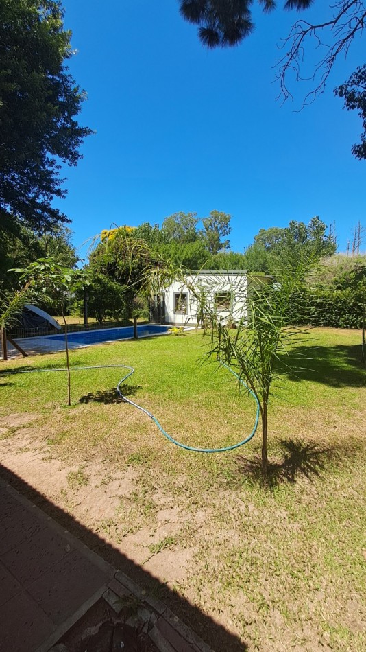 ESPECTACULAR QUINTA EN JUNCALES EX CALLE 100 Y 99