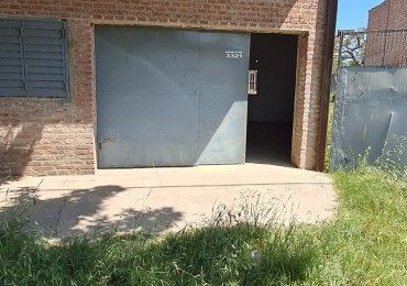 Galpon al frente con oficina y baño zona ruta 19