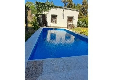 ESPECTACULAR QUINTA EN JUNCALES EX CALLE 100 Y 99